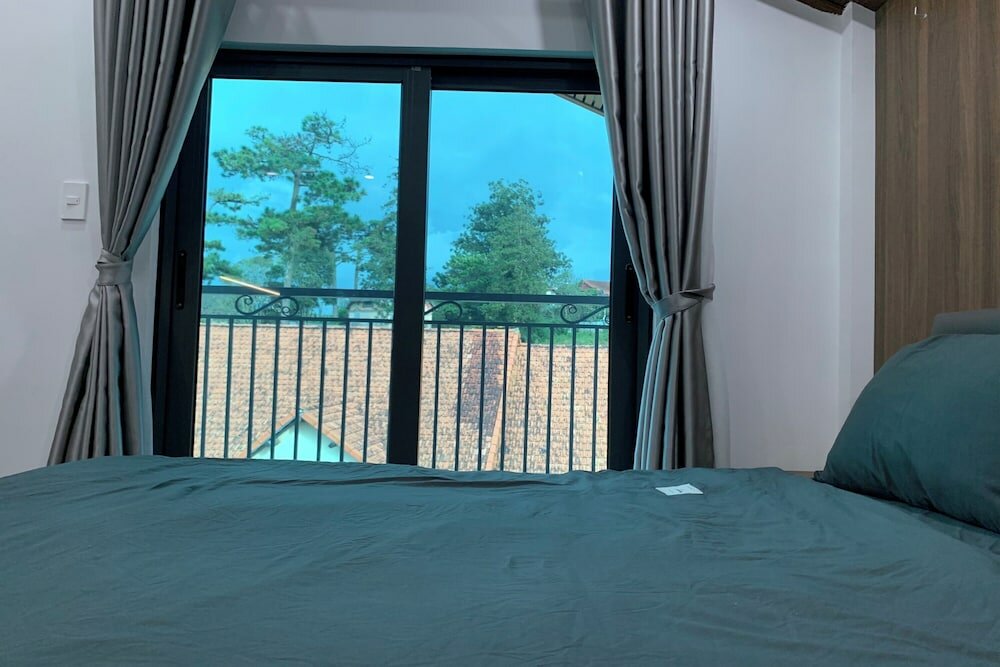 Фото Hasa Da Lat Hotel and Apartment