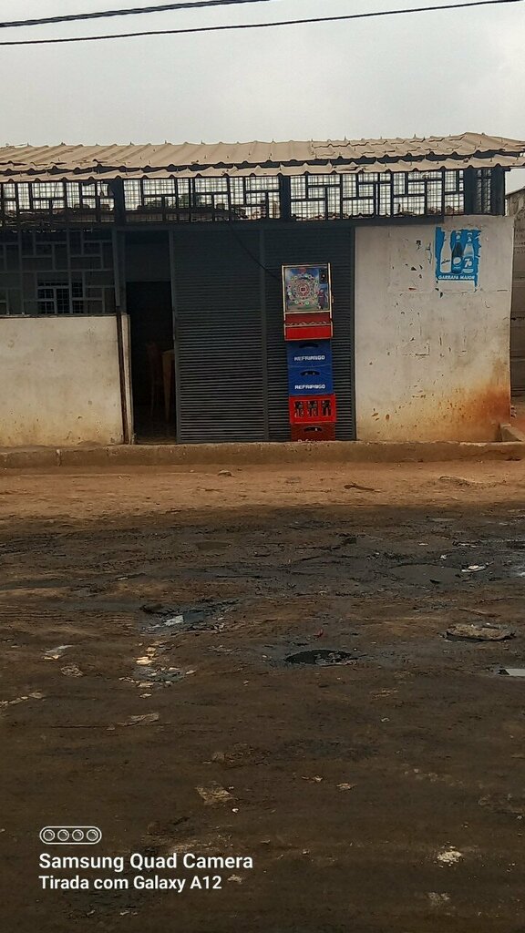 Bar, pub Bar, Loanda, photo