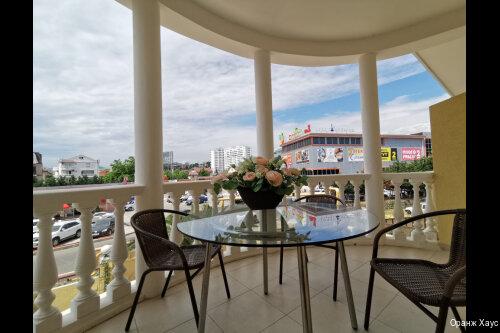 Фото Orange House