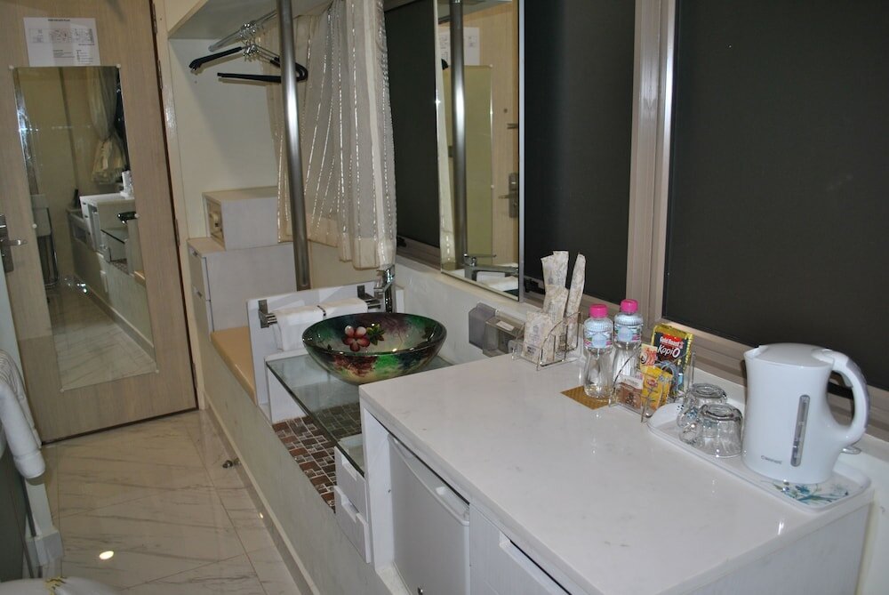 Фото Jayleen Clarke Quay Hotel