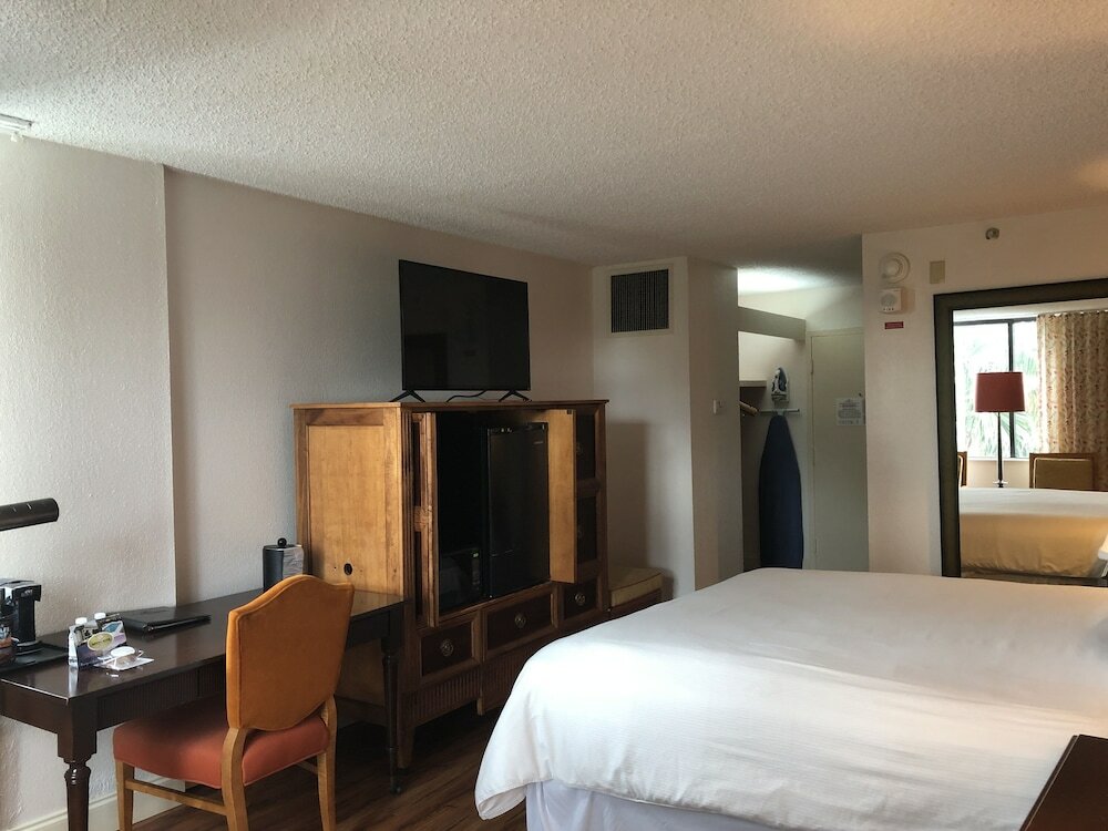 Фото Magnolia Bluffs Casino Hotel, Bw Premier Collection