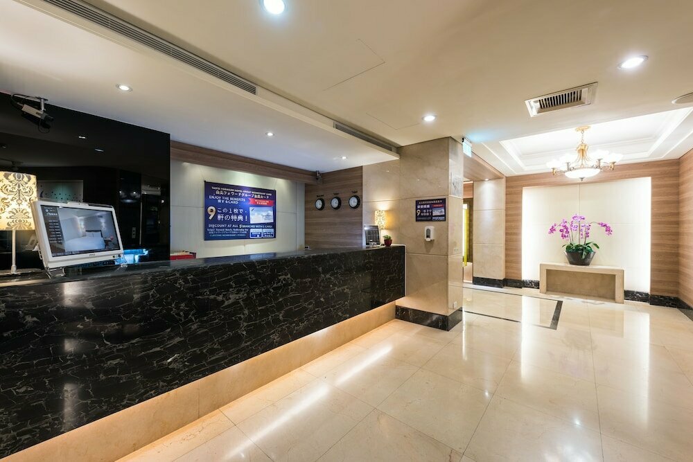 Hotel Forward Suites, Earth, photo