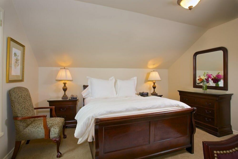 Фото Dunleith Historic Inn