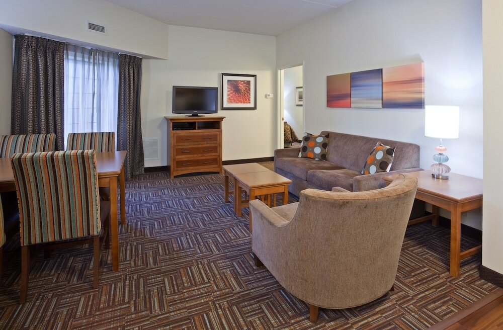 Фото Candlewood Suites Eagan Arpt South - Mall Area, an Ihg Hotel