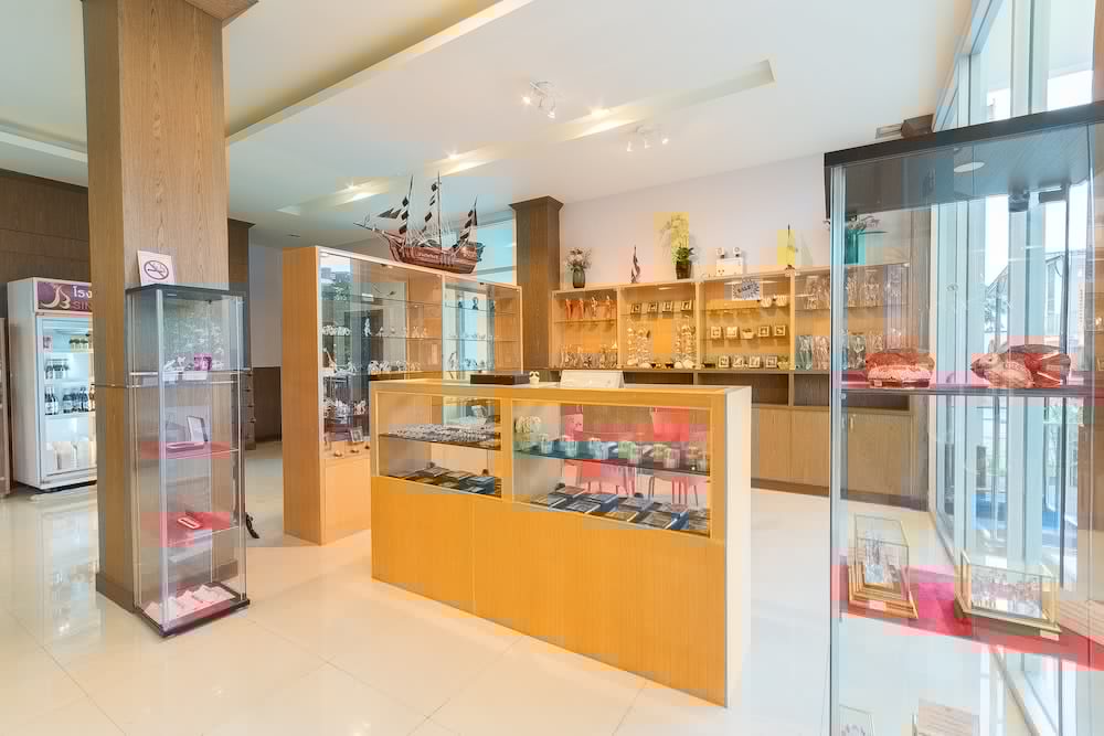 Фото Sinkiat Buri Hotel