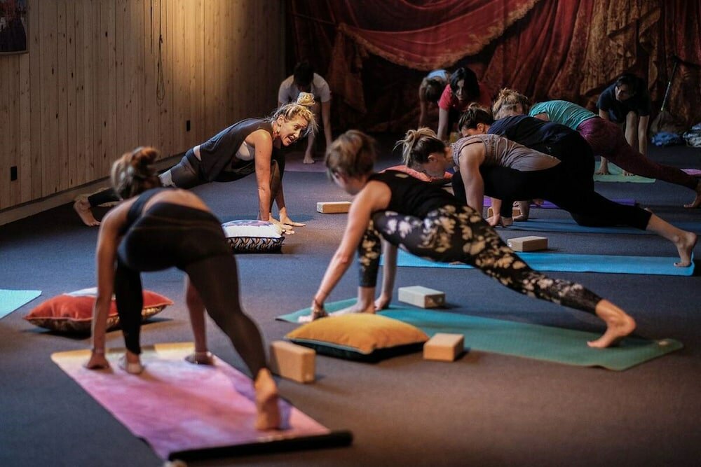 Фото Mob Paris Les Pouches