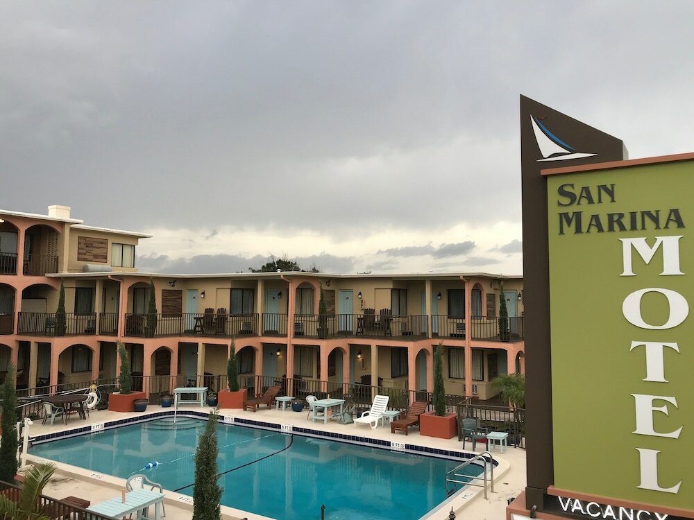 Фото San Marina Motel