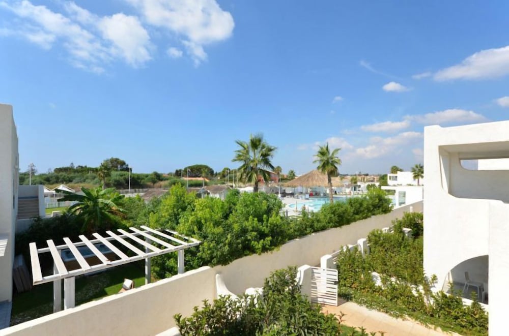 Фото Nicolaus Club Borgo Rio Favara Resort