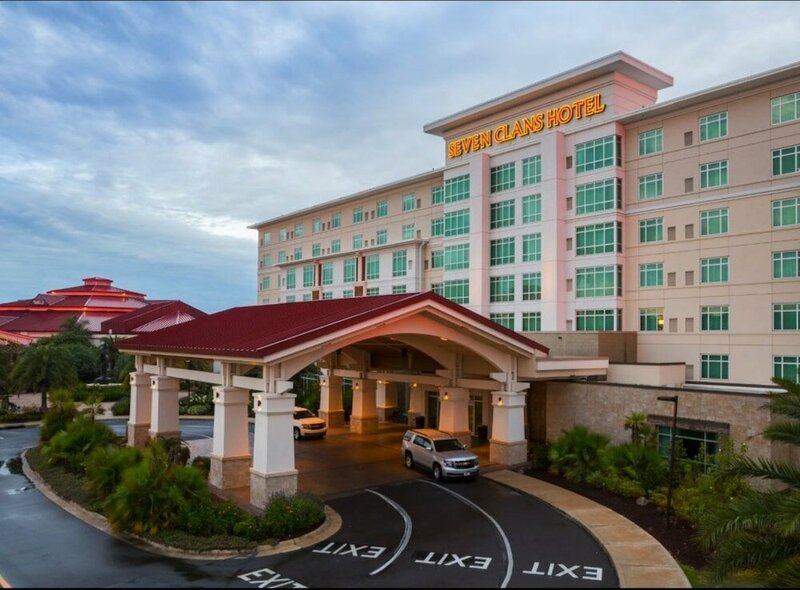 Гостиница Seven Clans Hotel