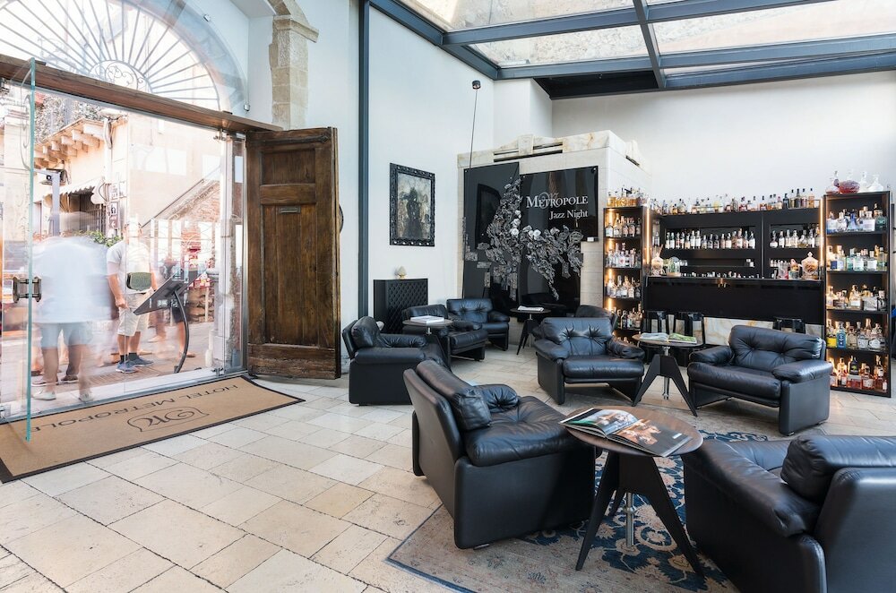 Фото Metropole Maison D'Hotes