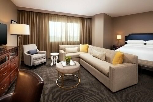 Гостиница Sheraton McKinney Hotel