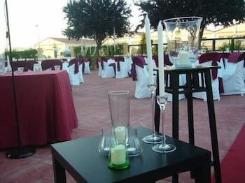 Фото Hotel Mitra