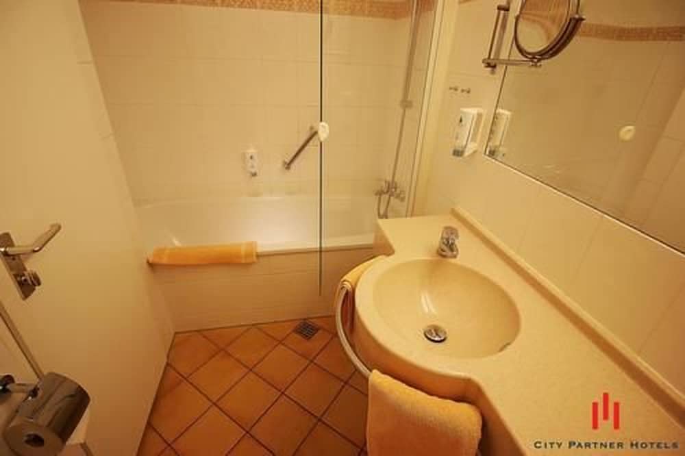 Фото Hotel Senator Hamburg