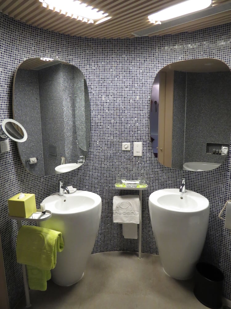 Фото Hotel Madera Hong Kong