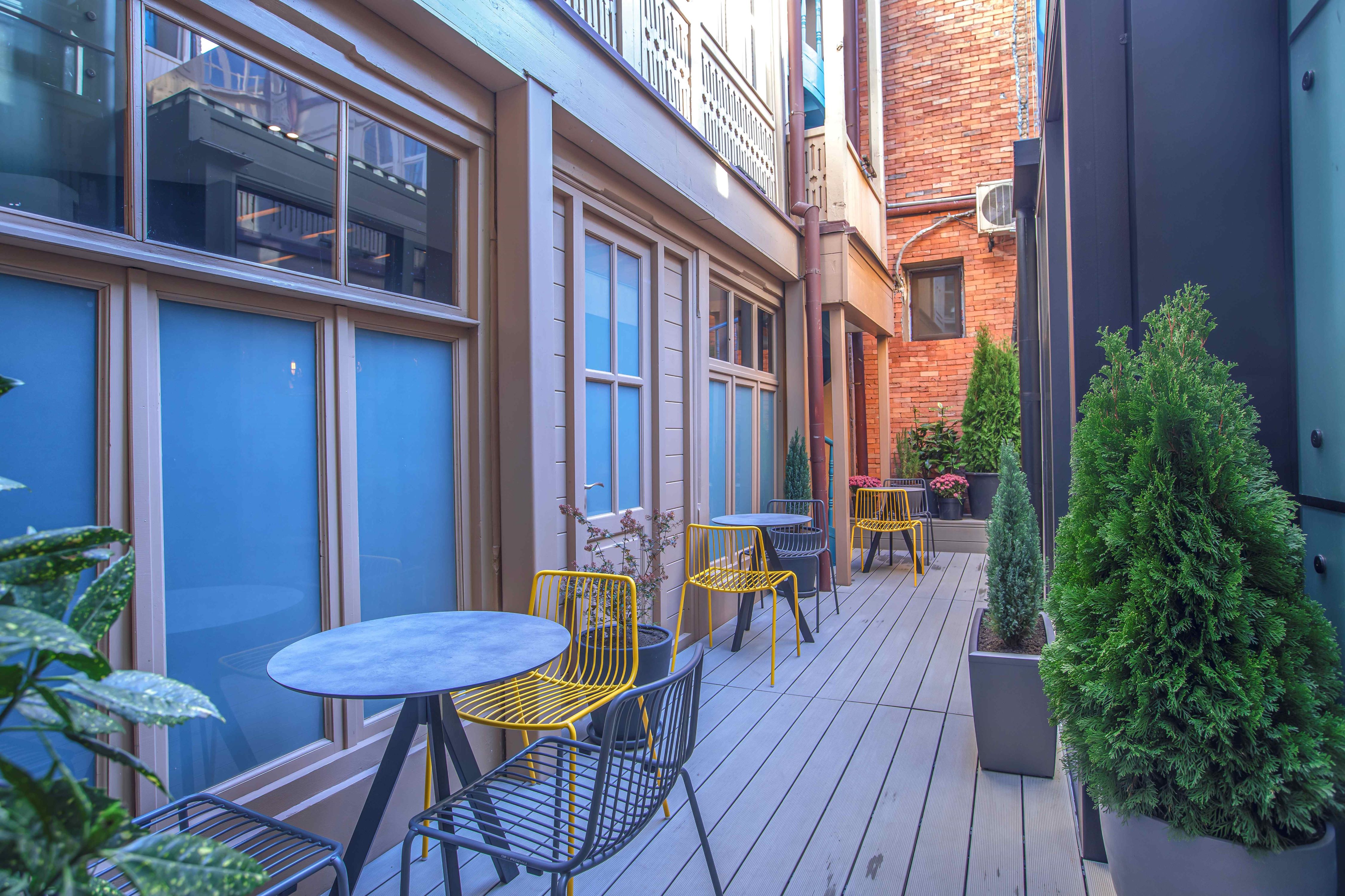 Фото Heritage Hotel & Suites