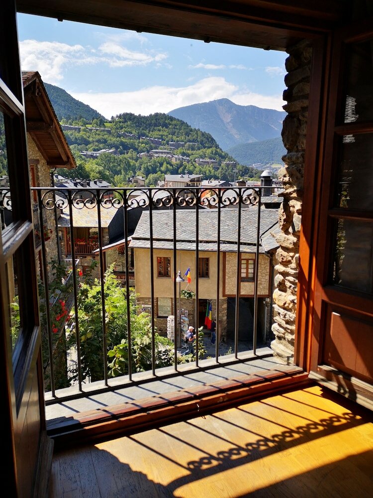 Фото Hotel Rural Santa Bàrbara de la Vall d'Ordino