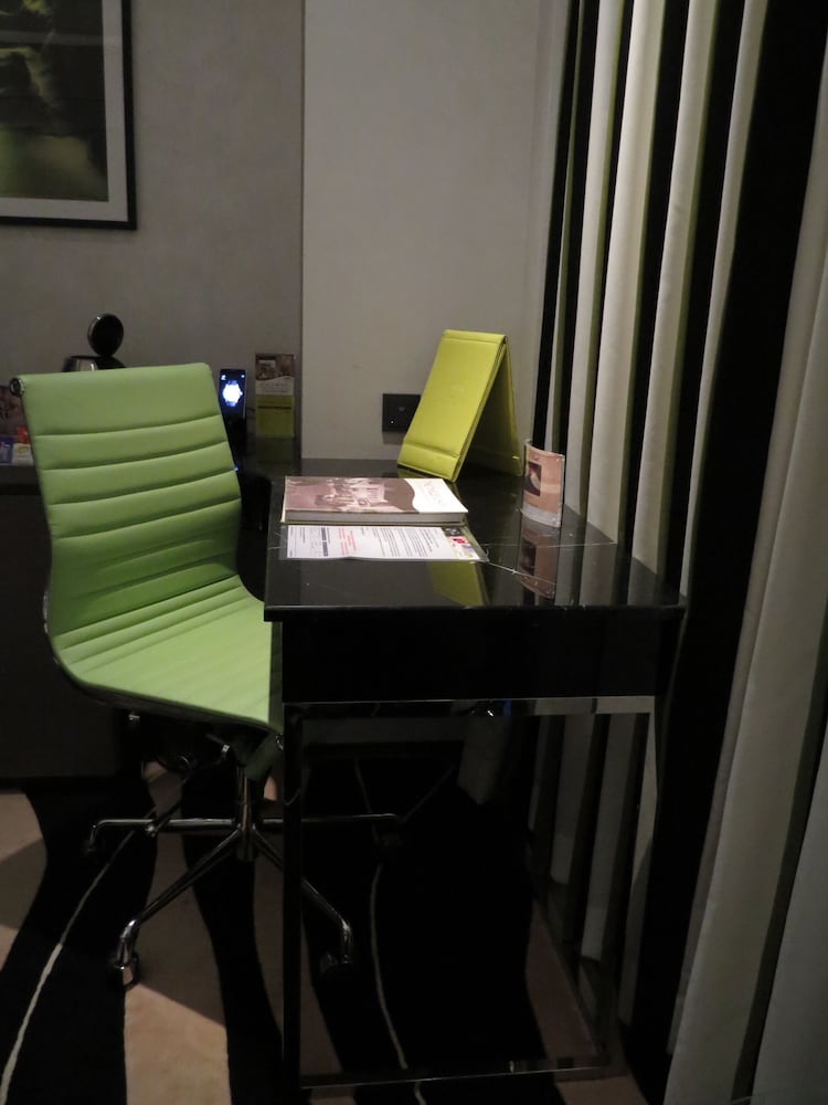 Фото Hotel Madera Hong Kong