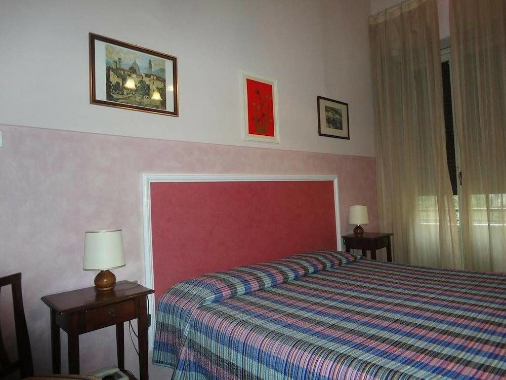 Фото Hotel Delle Camelie