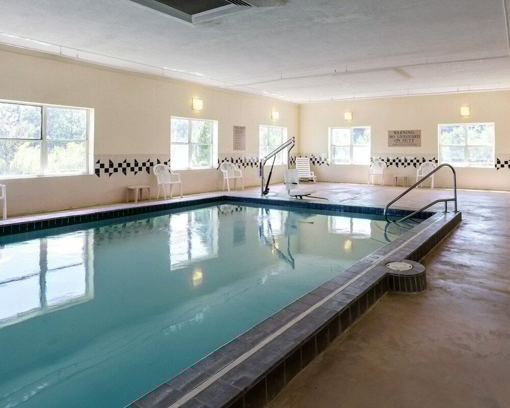 Фото Comfort Inn & Suites Grenada