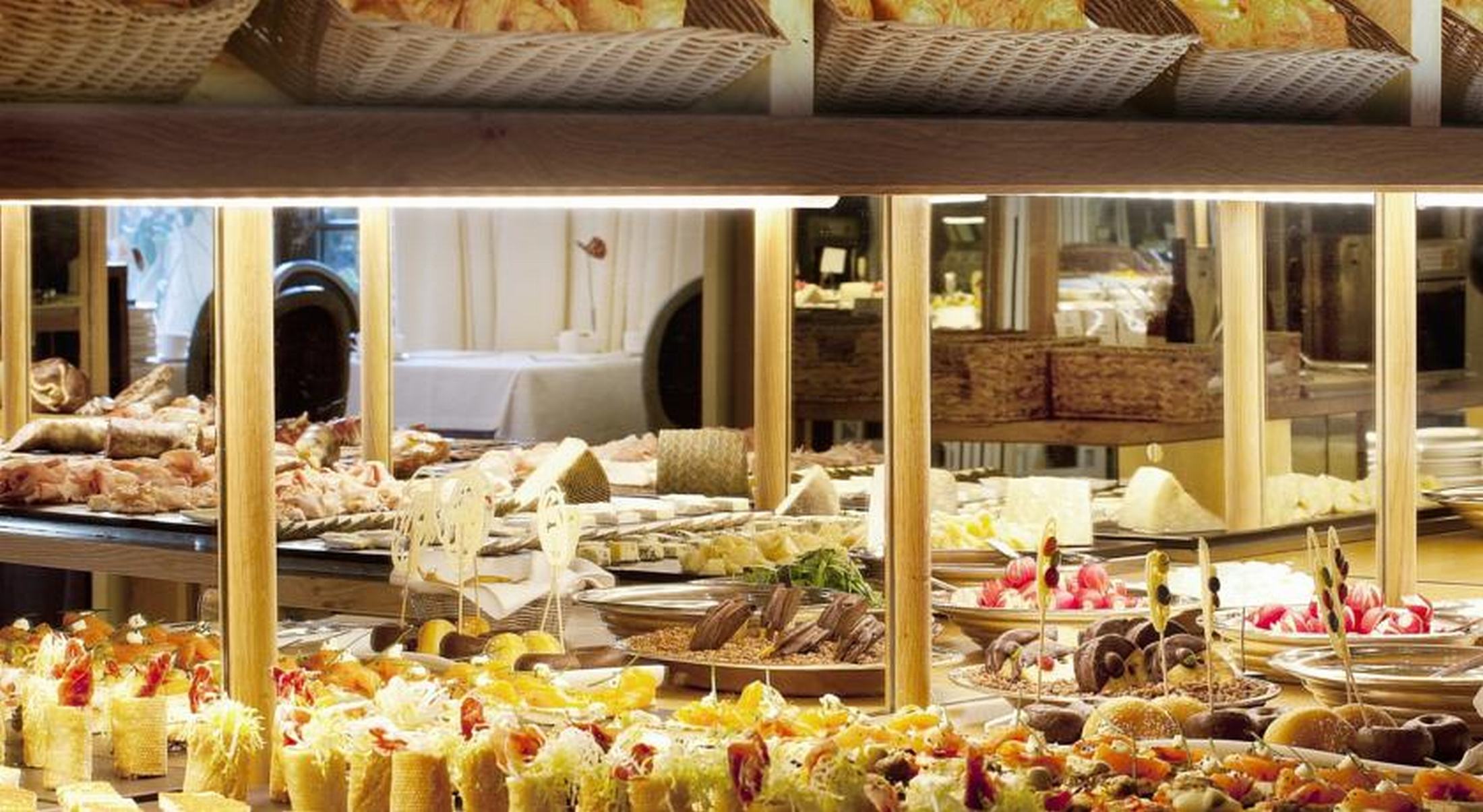 Фото Majestic Residence