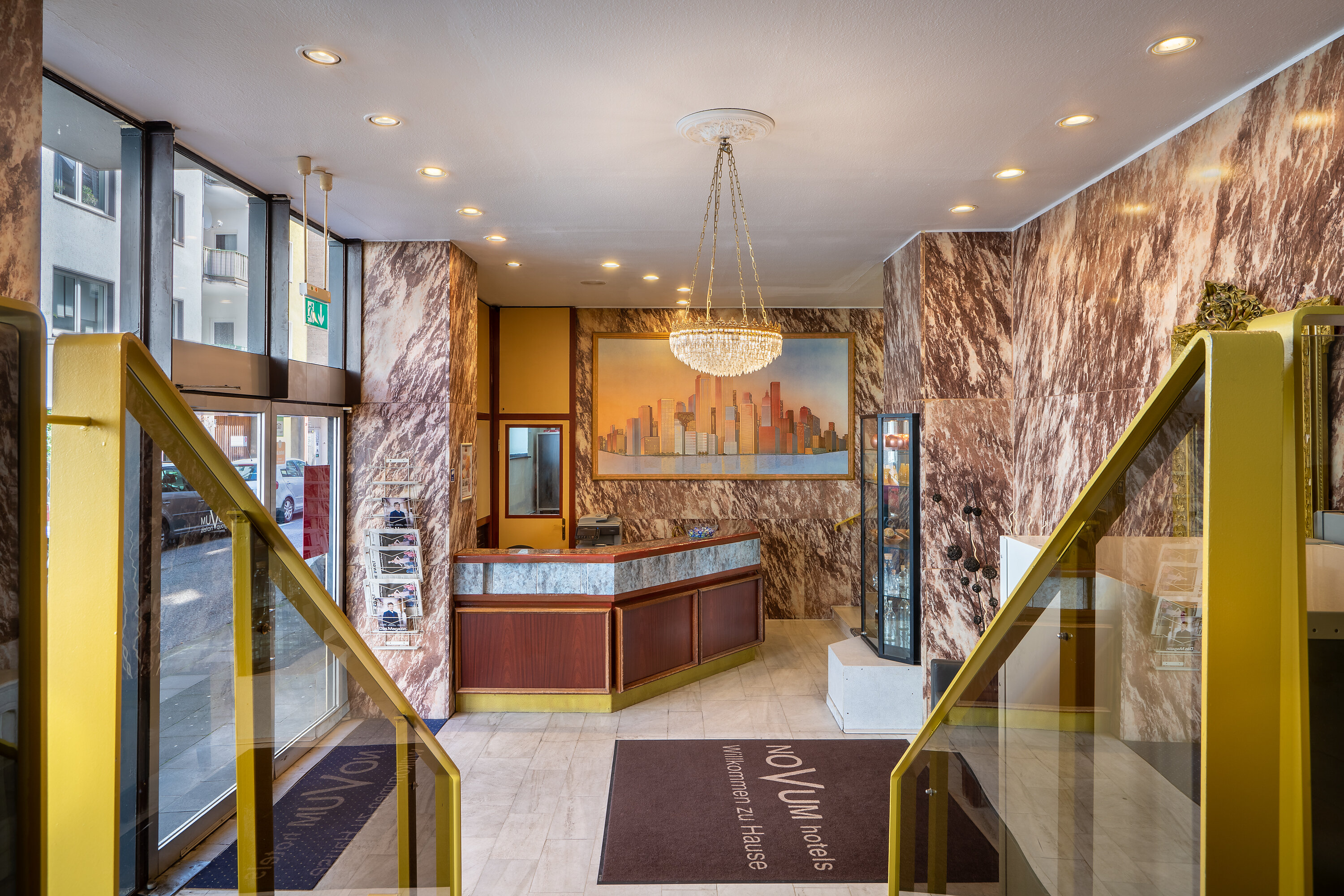 Фото Hotel Leonet