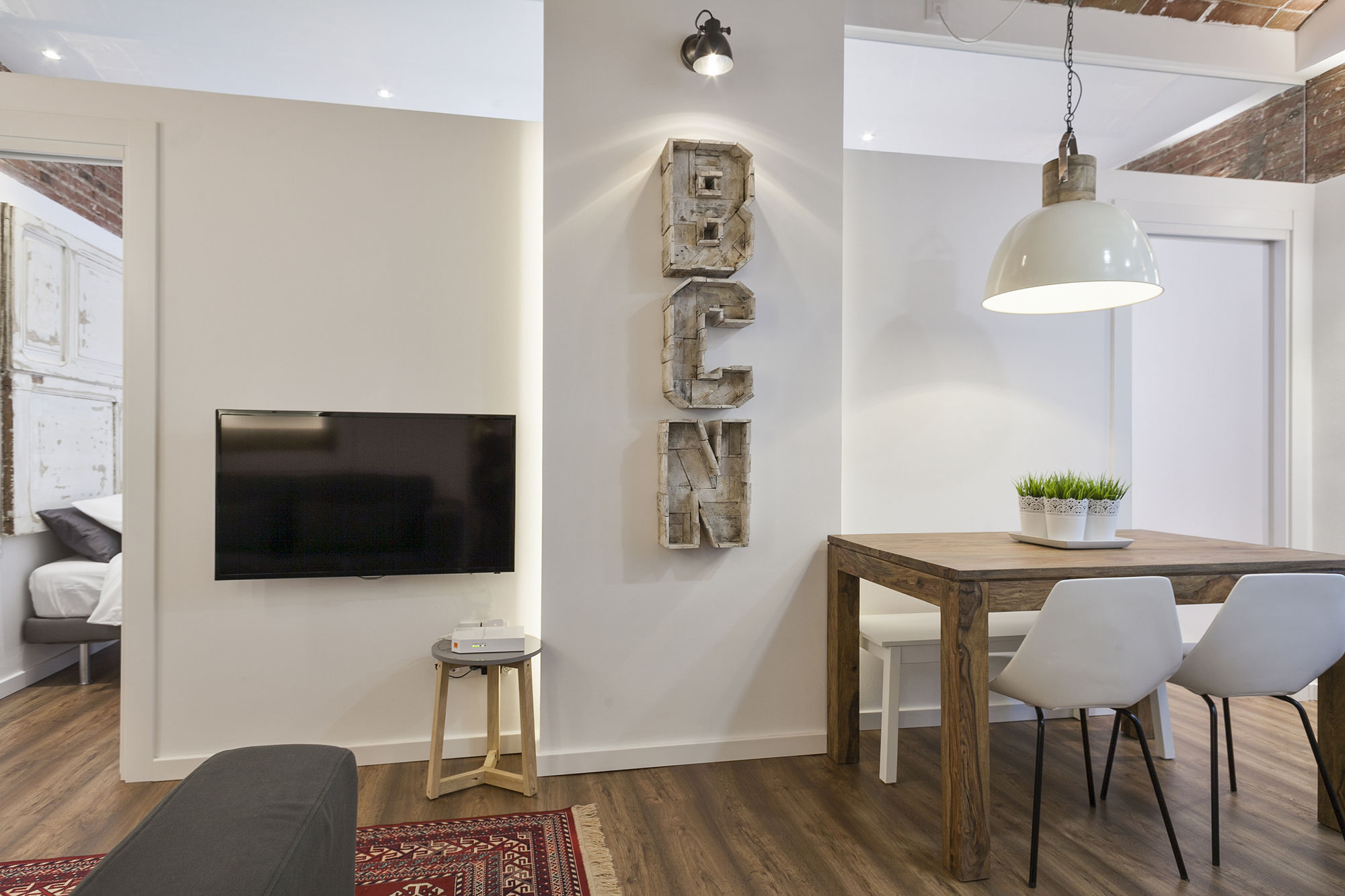 Фото Charming Parallel