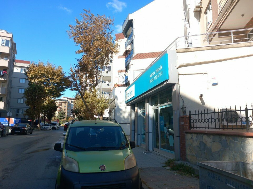 Household appliances store Artuk Technical Vaillant, Istanbul, photo