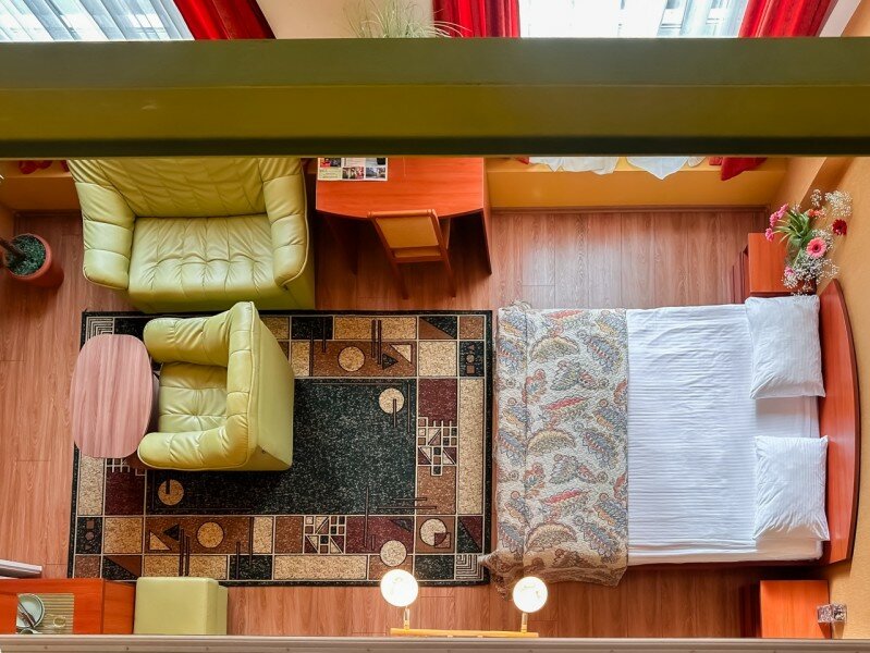 Фото отеля 1