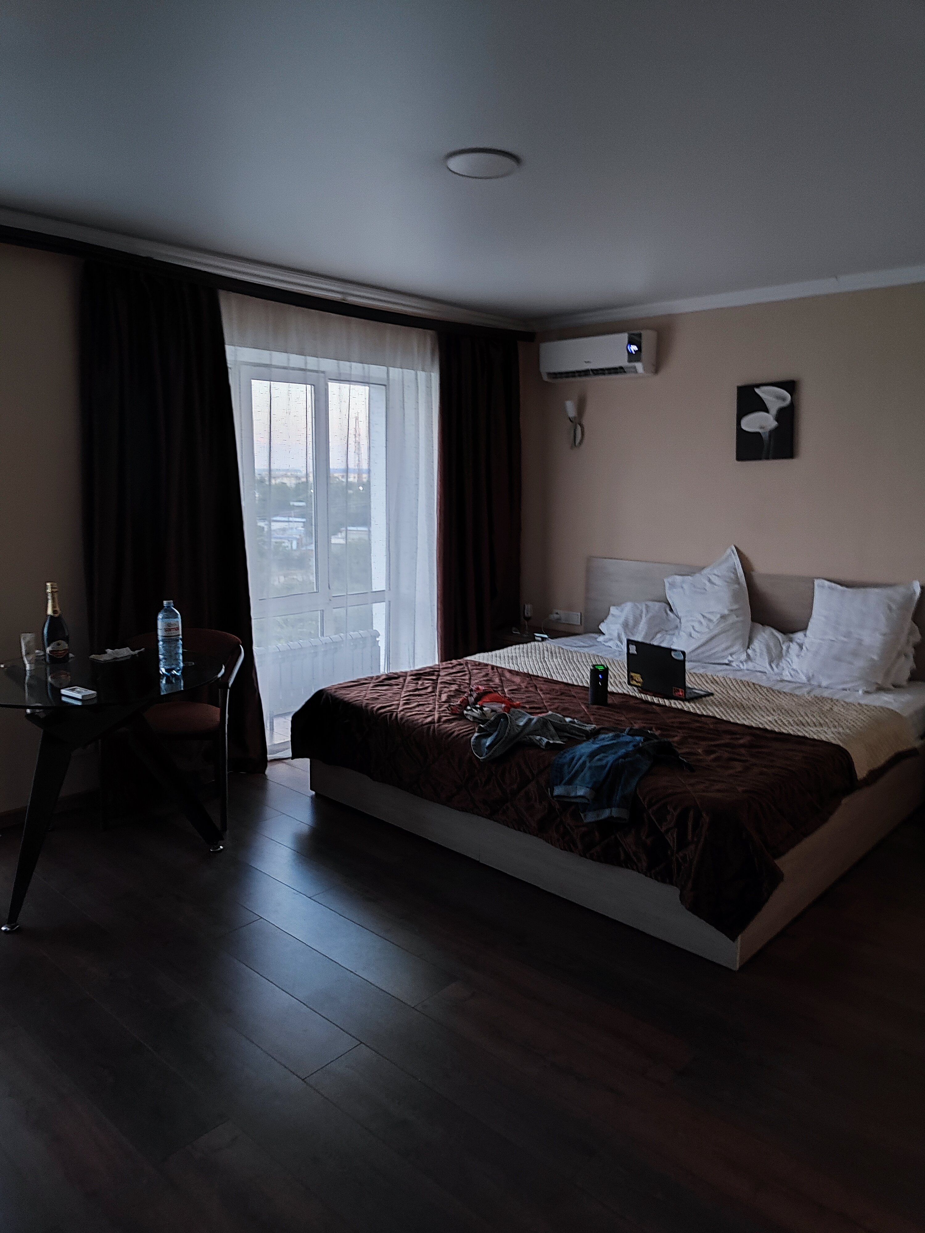 Фото отеля 2