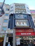 Kristal Zarina İstanbul (Istanbul, Fatih, Fevzi Pasa Avenue, 3) ، دار الأزياء