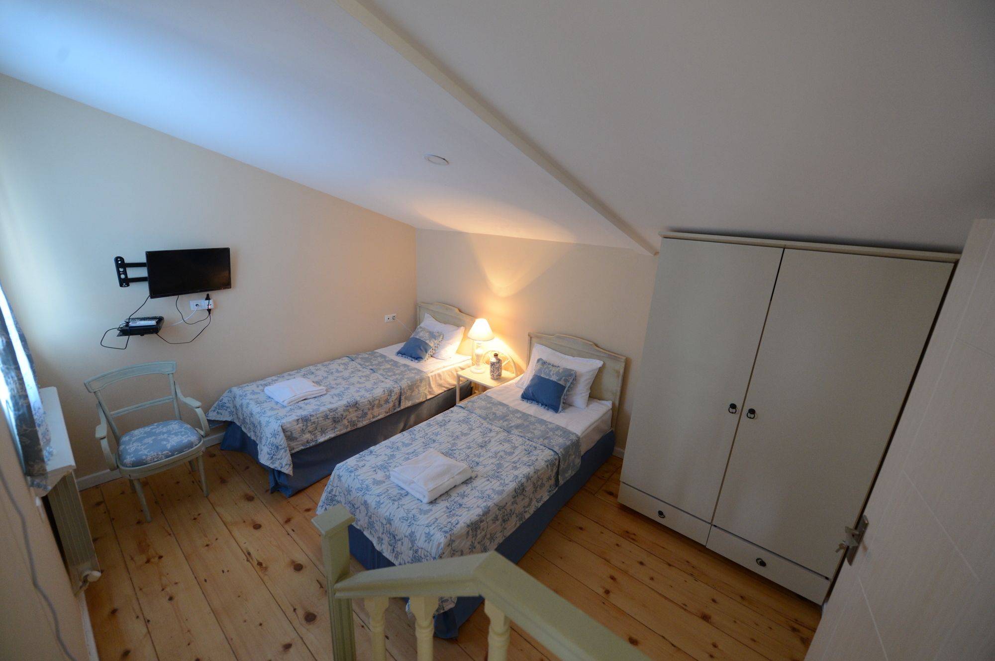 Фото Отель Караван