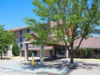 Фото AmericInn by Wyndham Apple Valley