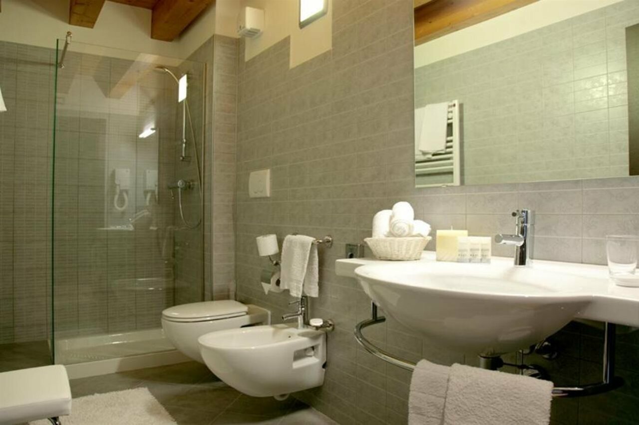 Фото Corte della Rocca Bassa