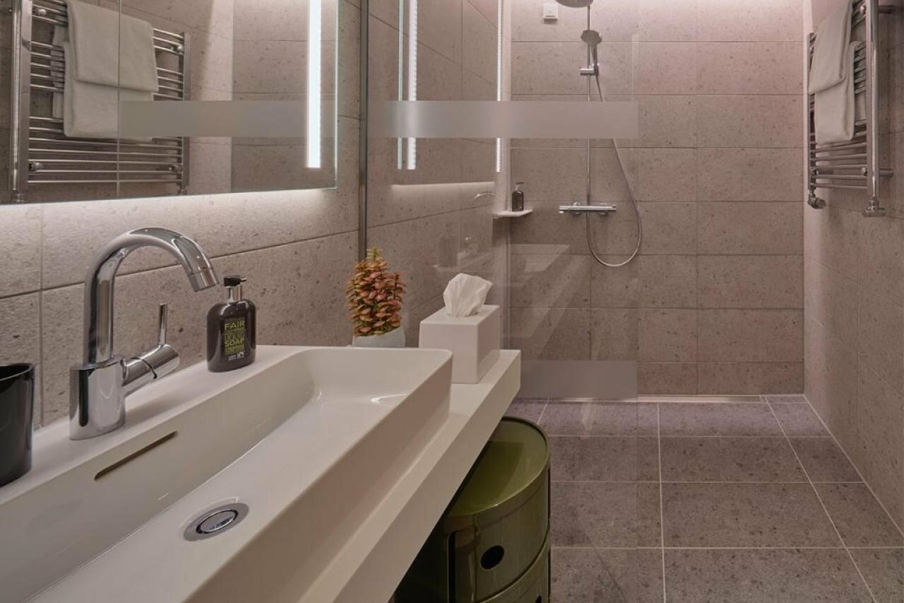 Фото Adina Apartment Hotel Dusseldorf