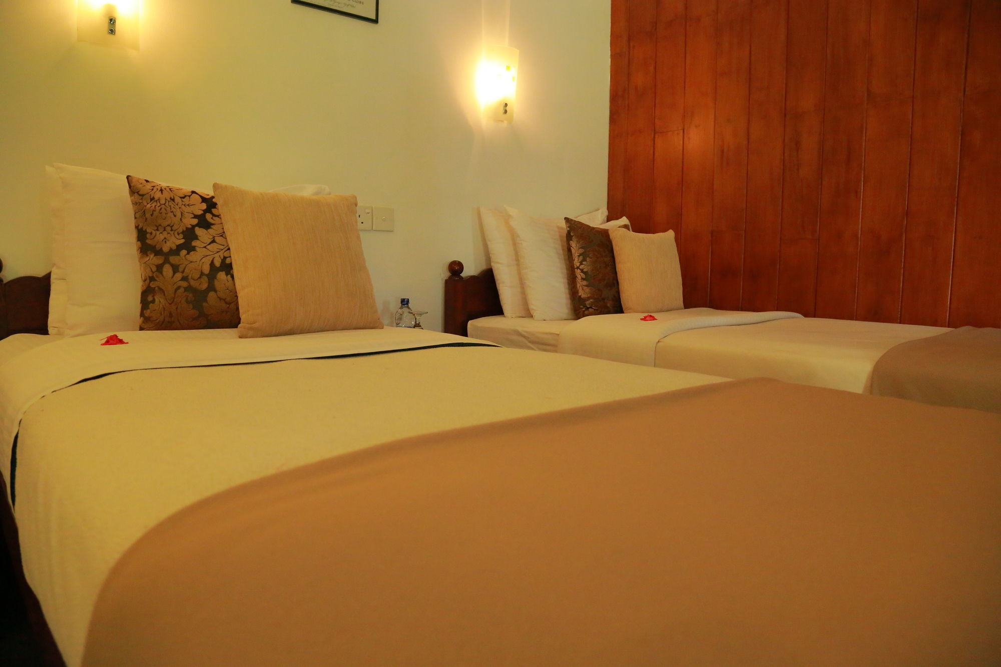 Фото Nuwara Eliya Golf Club