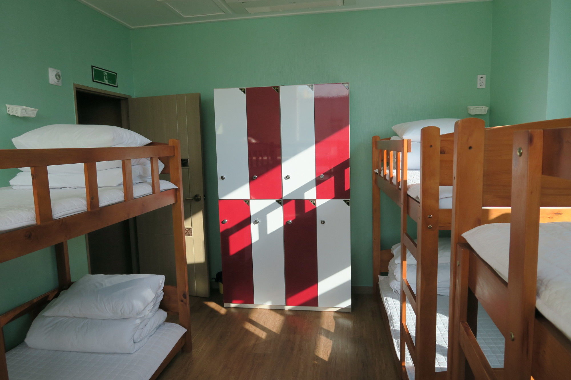 Фото Hyu+ Guest House - Hostel