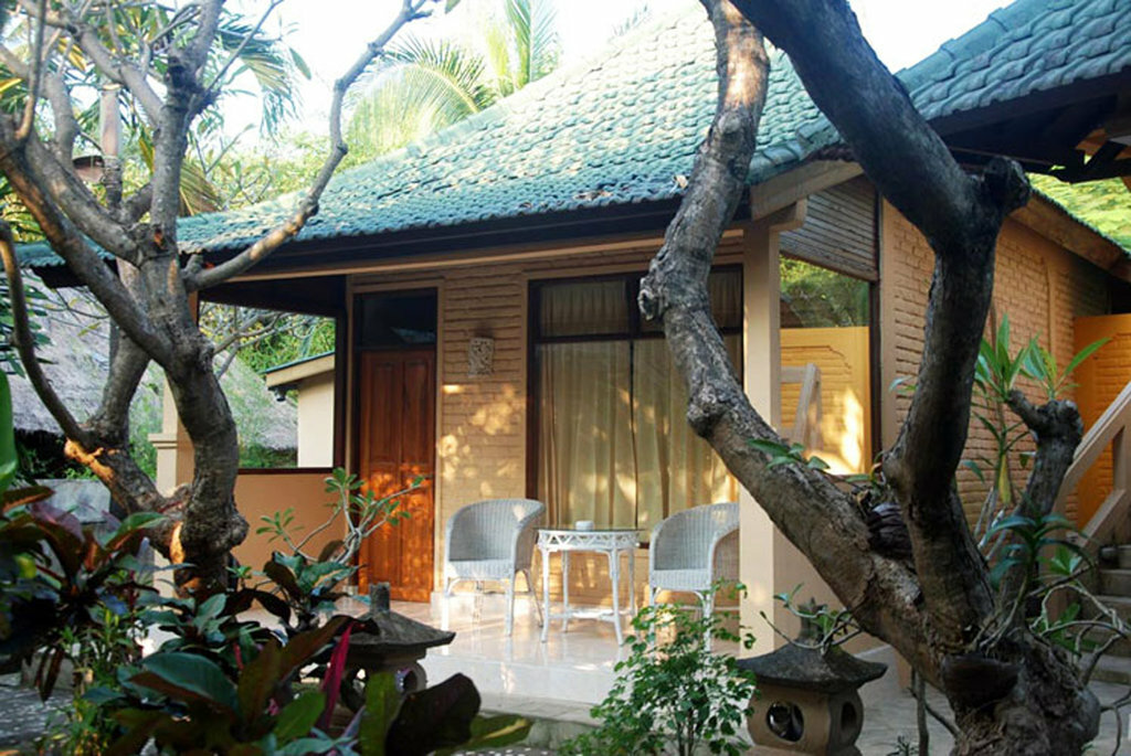 Фото Poinciana Resort Bali