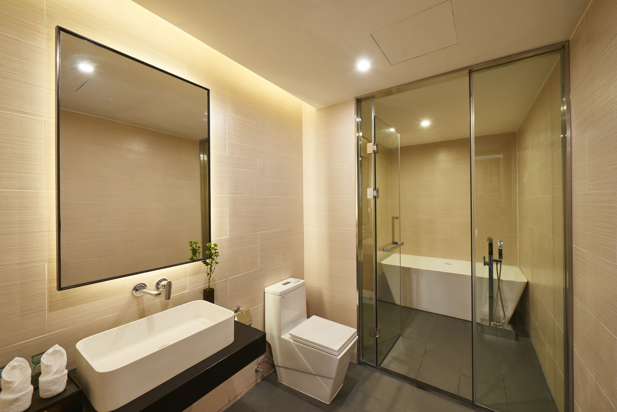 Фото Holiday Inn Guangzhou Zhujiang New Town