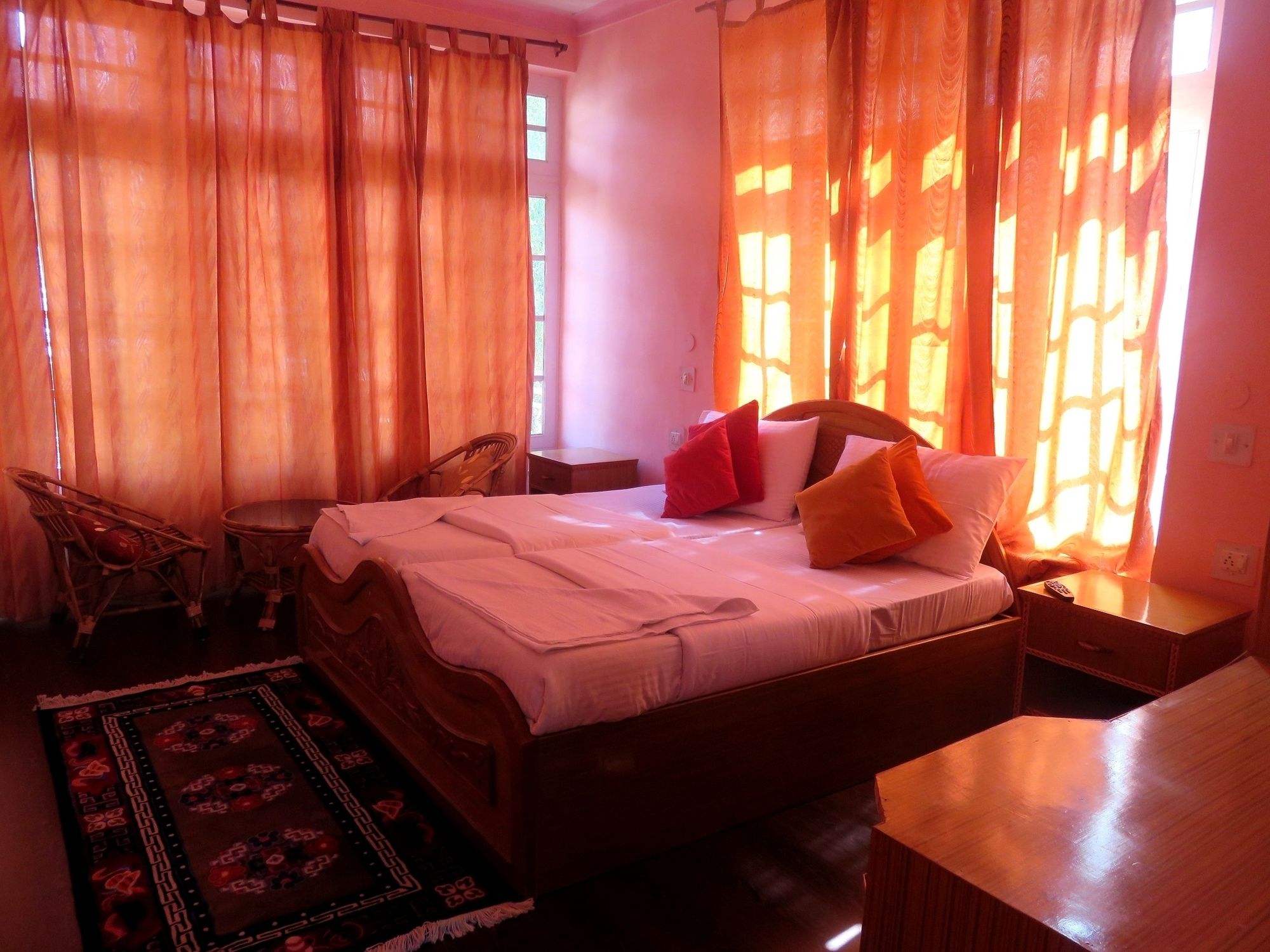 Фото Tih Hotel Maryul