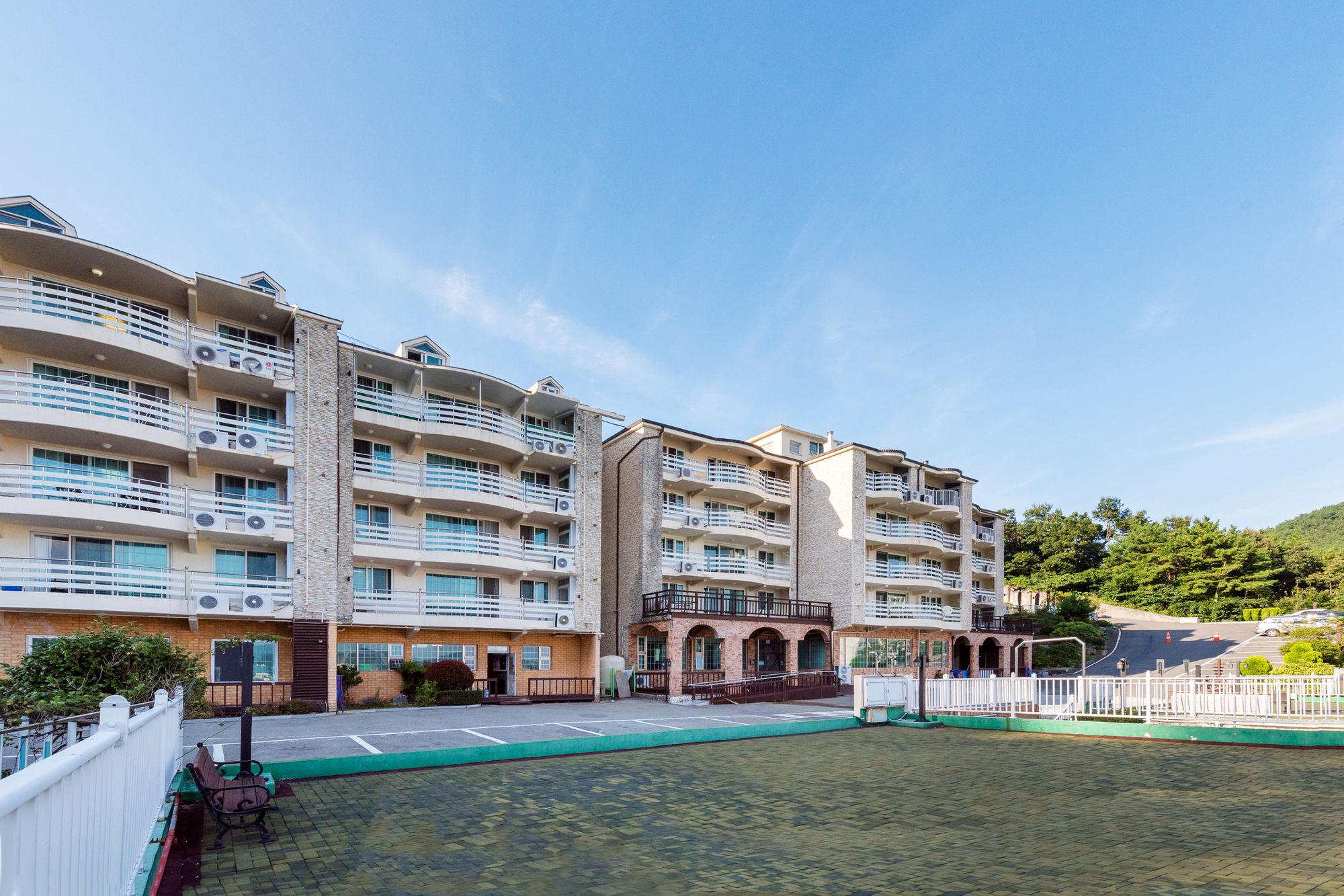 Фото Homefourest Resort