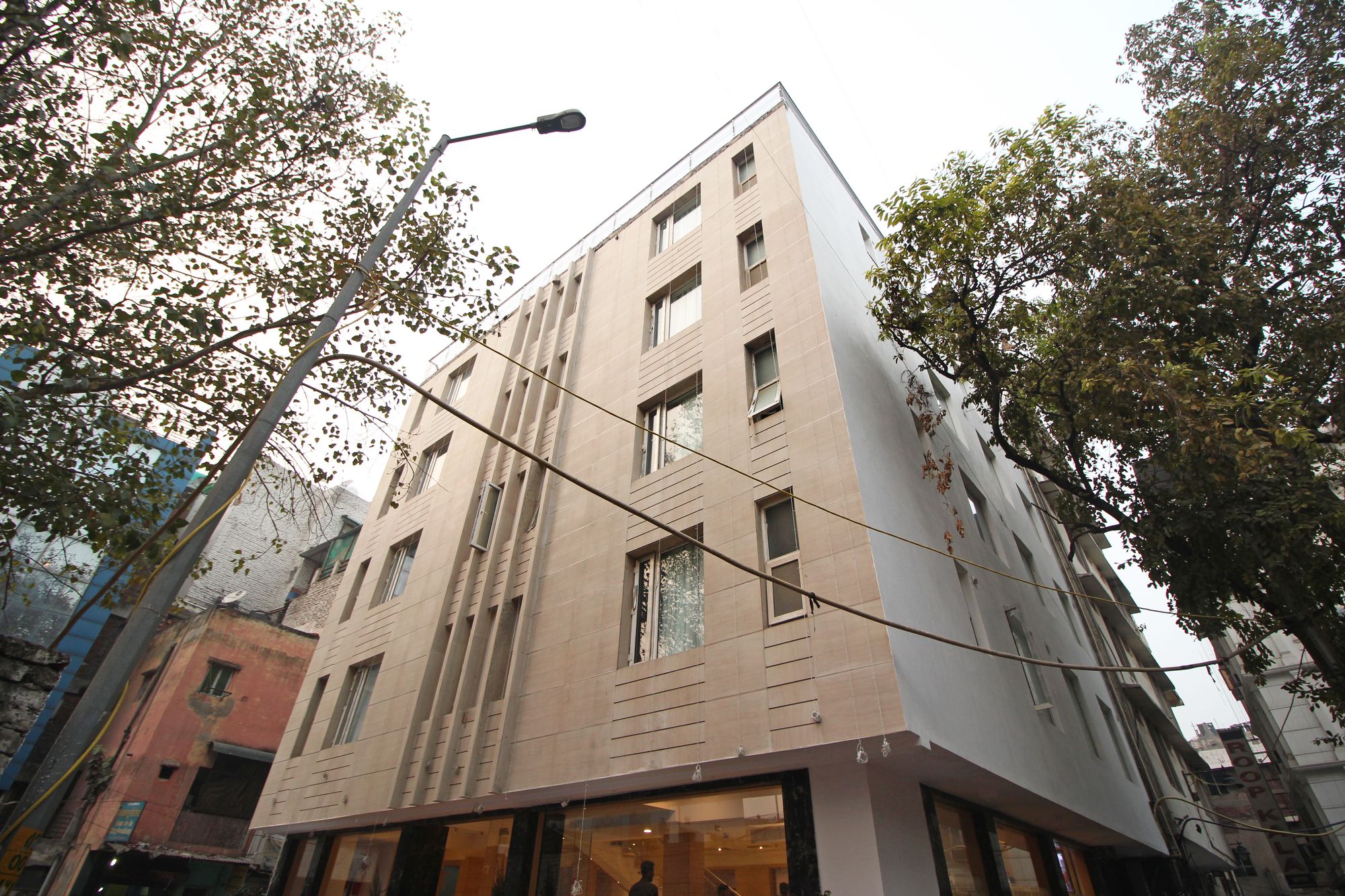 Фото The Shanti Plaza