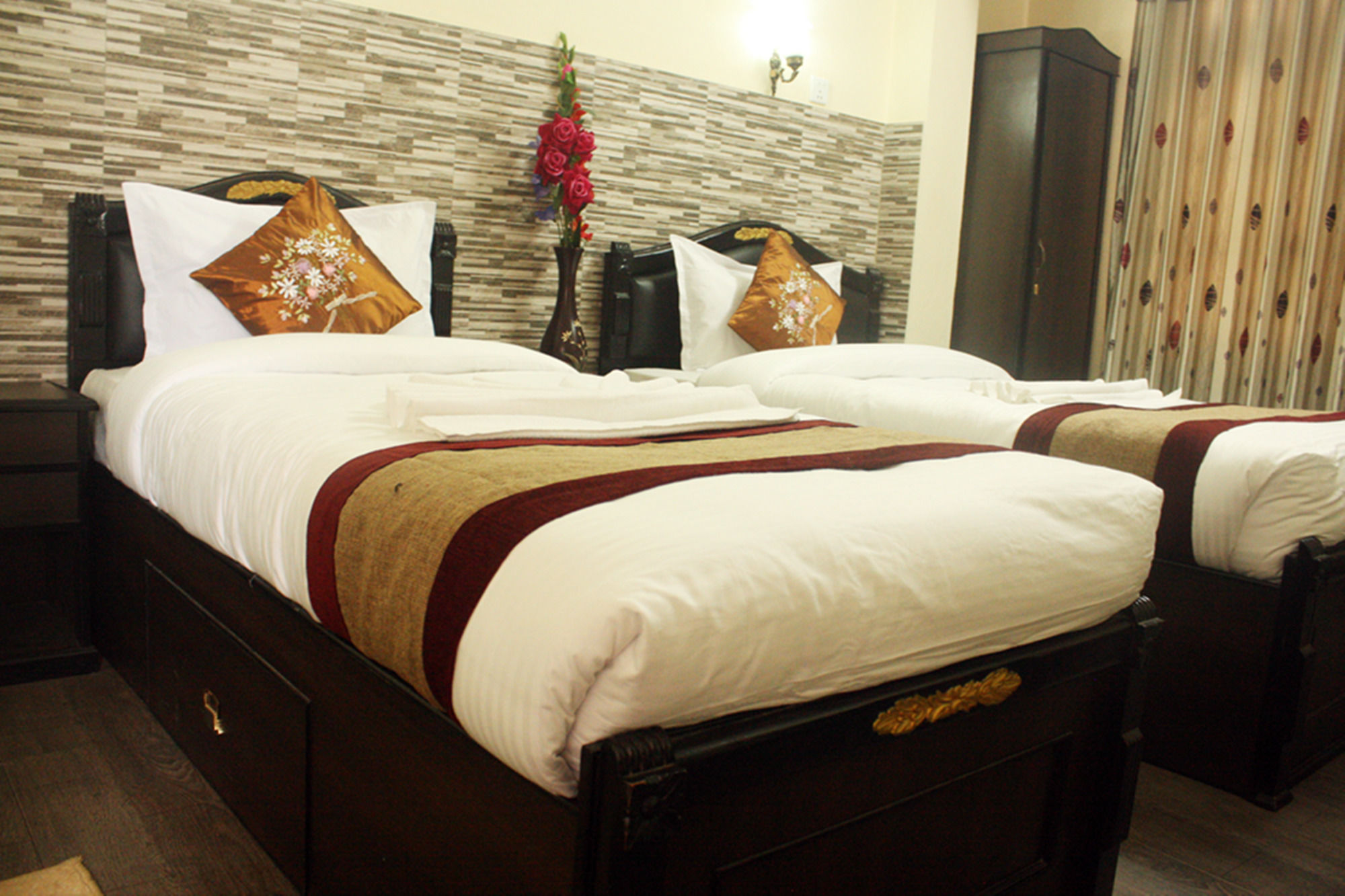 Фото Greatwall International Hotel