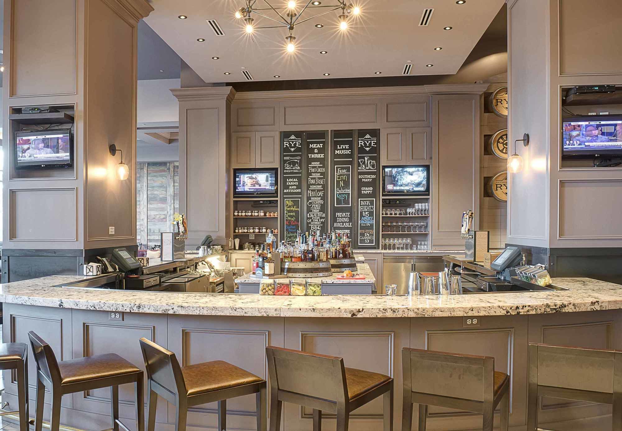 Фото Raleigh Marriott City Center