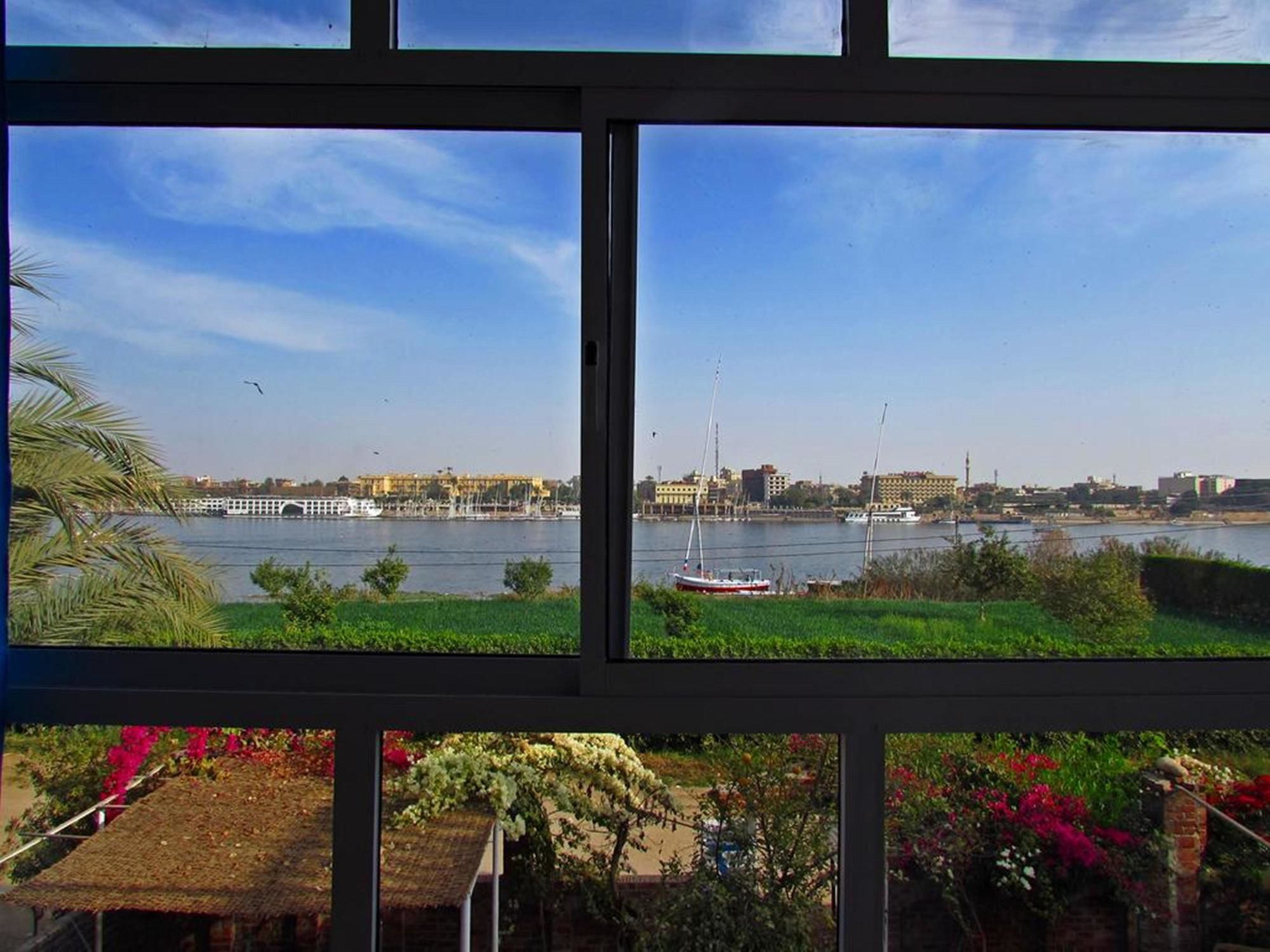 Фото Luxor Guest House