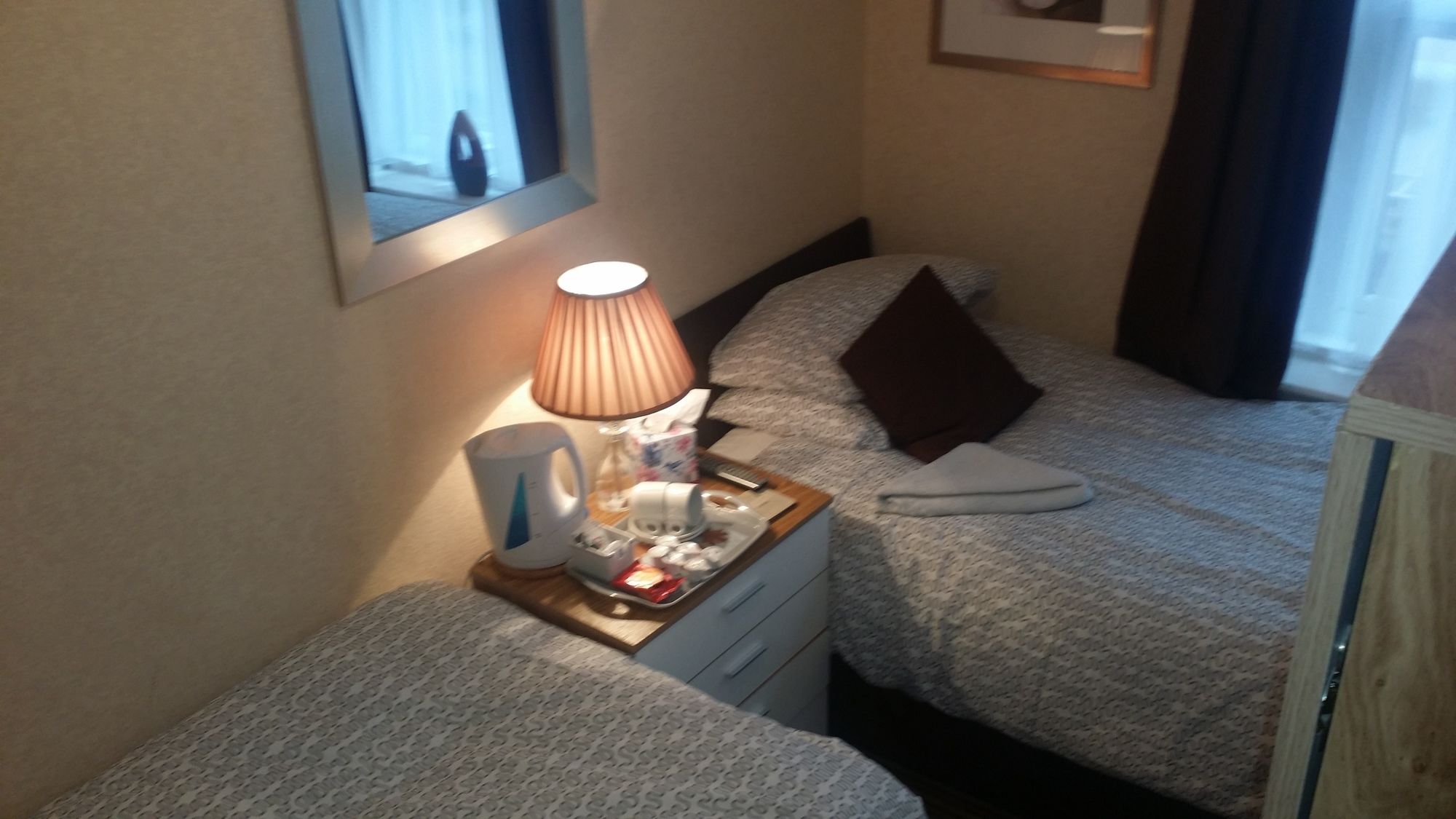 Фото Newholme Hotel