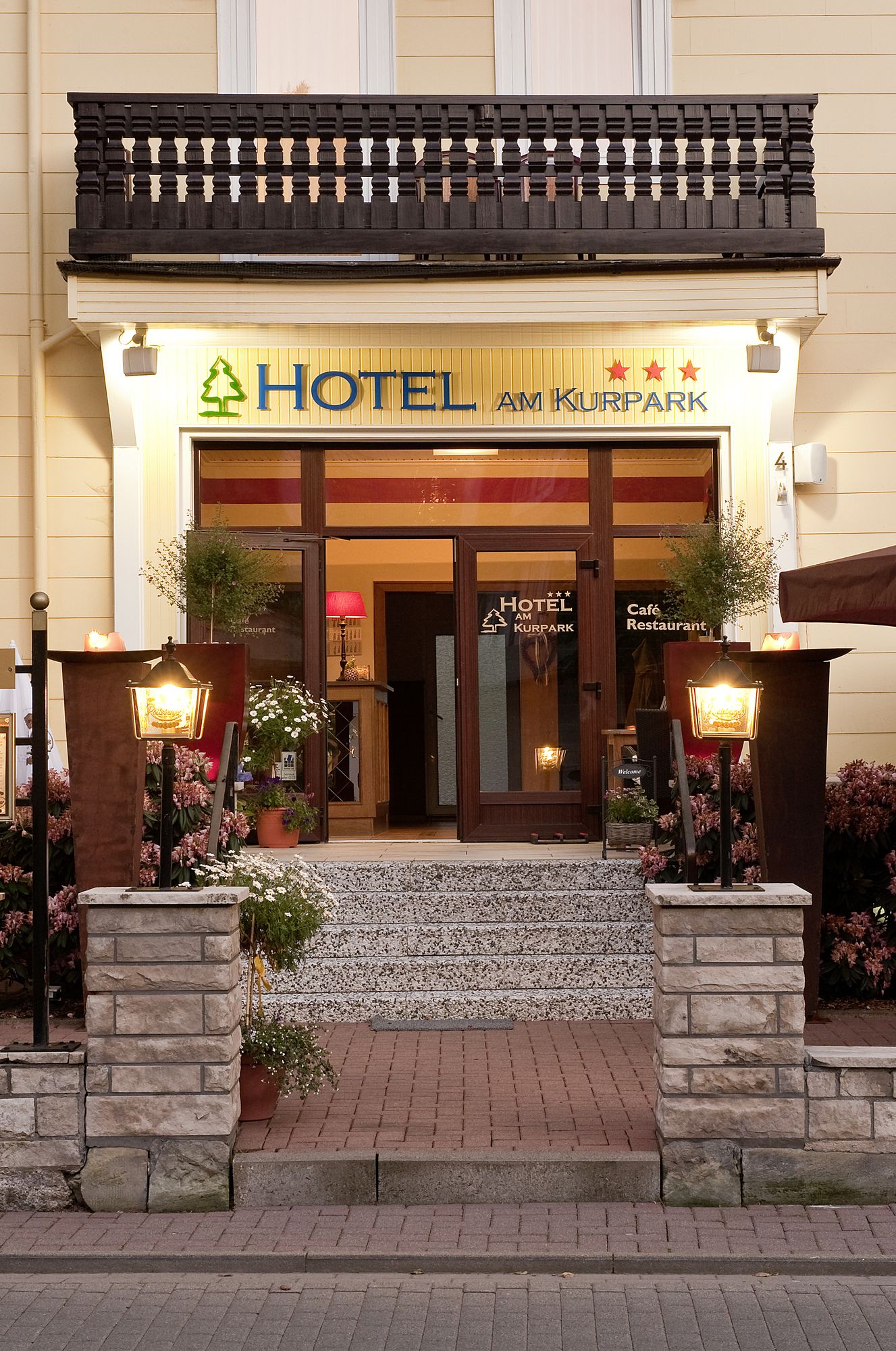 Фото отеля 2