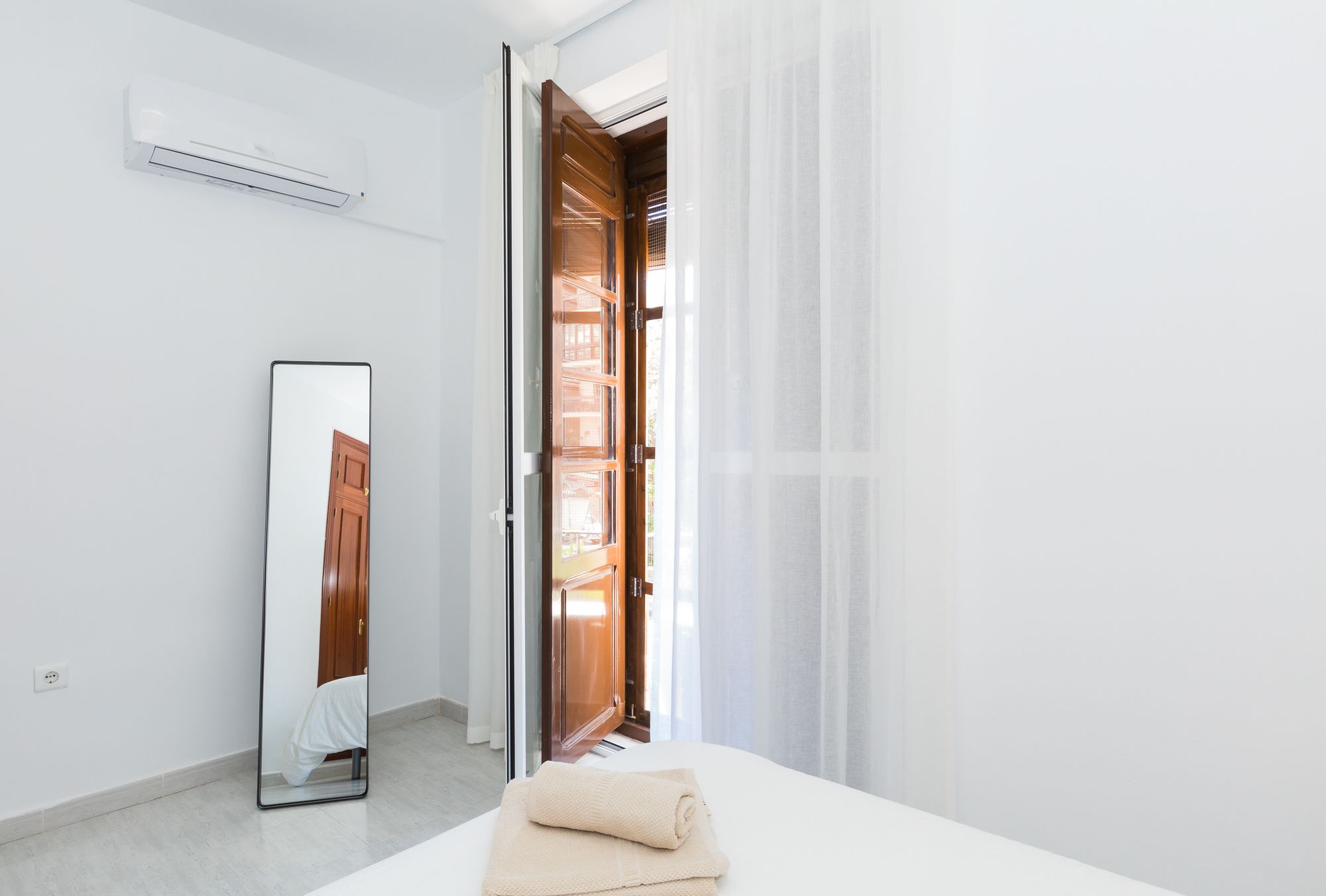 Фото Suncity Plaza Apartments