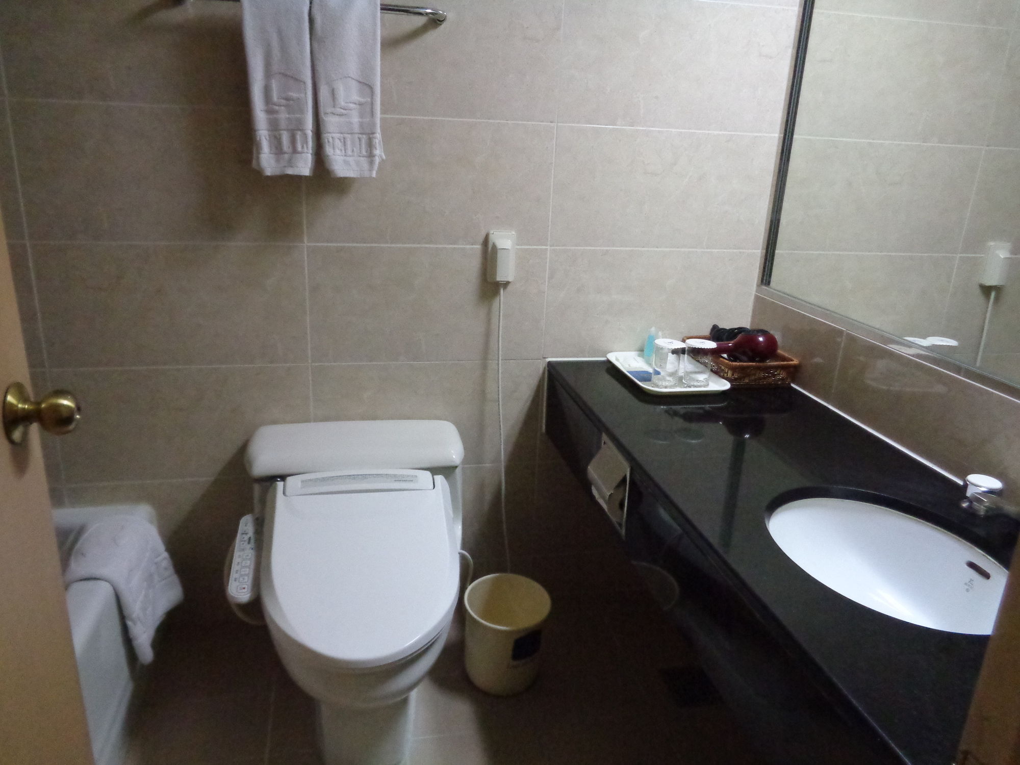 Фото Legend Hotel