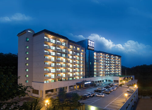 Гостиница Kensington Resort Chungju в Чхунчхон-Пукто