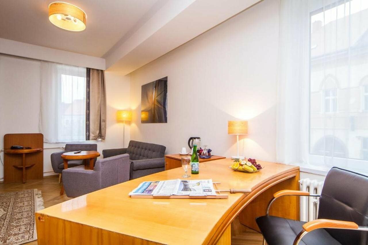 Фото Hotel Medinek Old Town